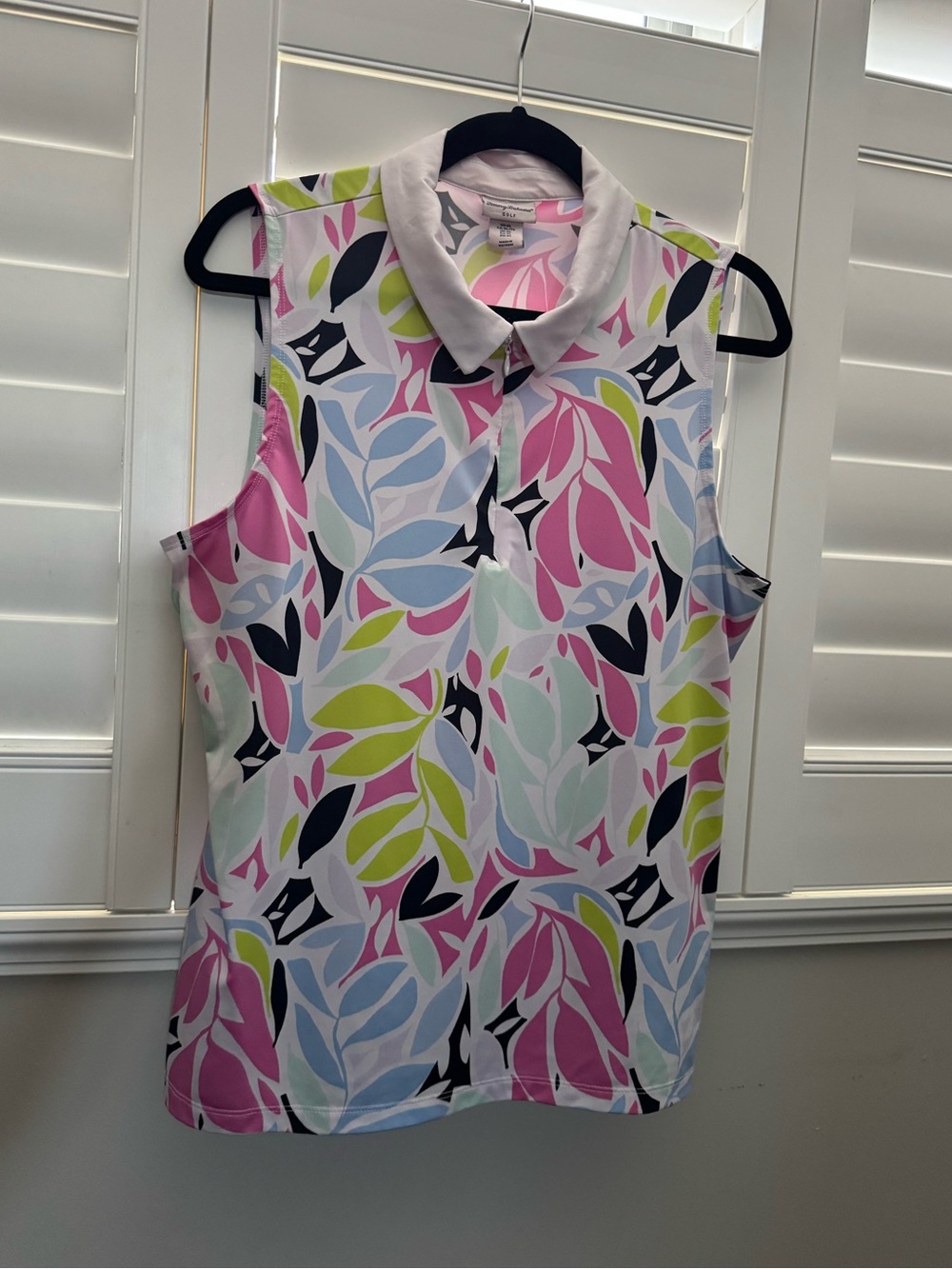 Tommy Bahama Sleeveless Golf Top Leaf Pattern XL